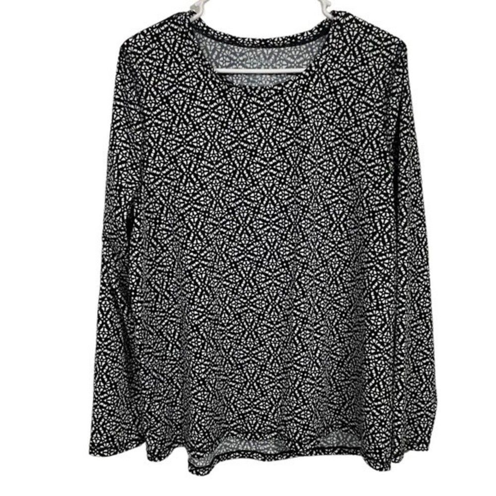 L.L. Bean Black & White Patterned Long Sleeve T-Shirt